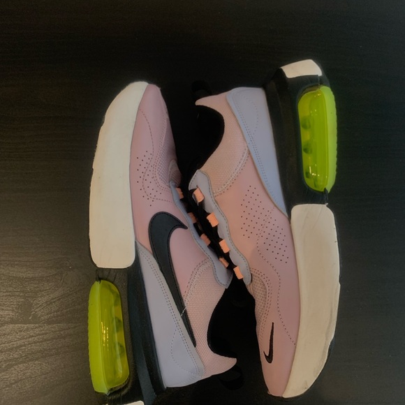 Nike Verona’s - Picture 8 of 10